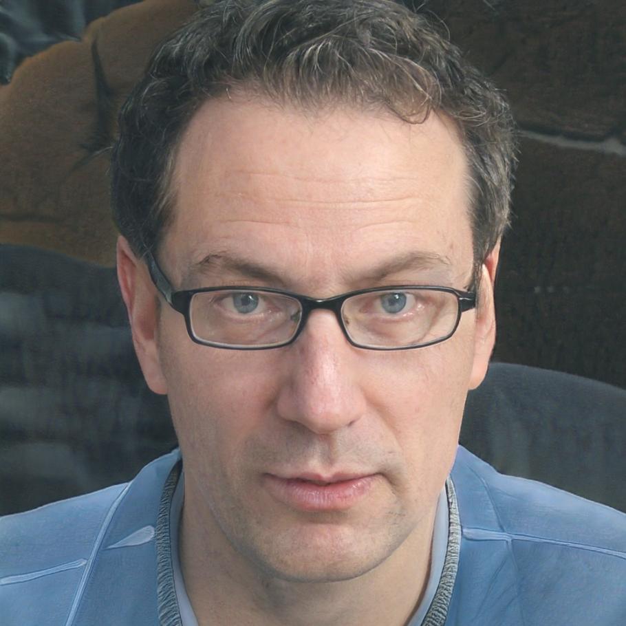 Radu Petrescu - Director Executiv cymoralithovenqus